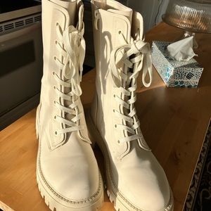 Steve Madden Boots size 41, like new